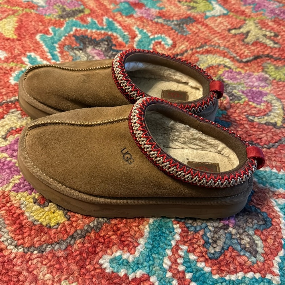 Ugg Kids’ Tazz Platform Slipper-Chesnut